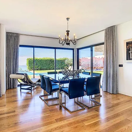 Vitoria Dos Villa