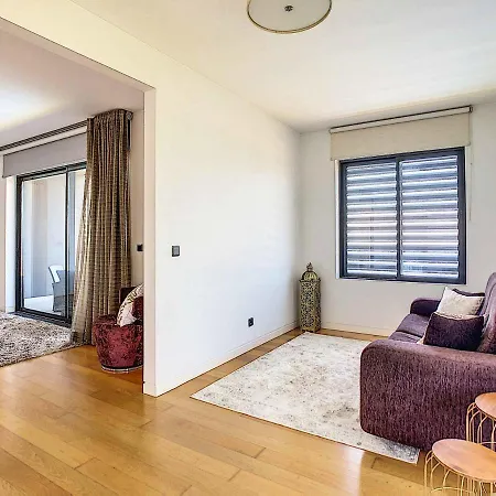 Vitoria Dos Villa